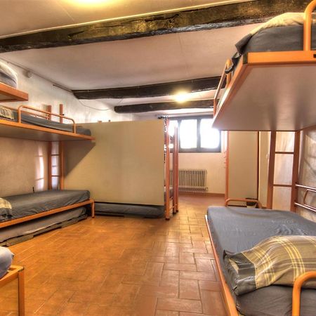 Mas Pages Hostel Sant Esteve De Guialbes Ngoại thất bức ảnh