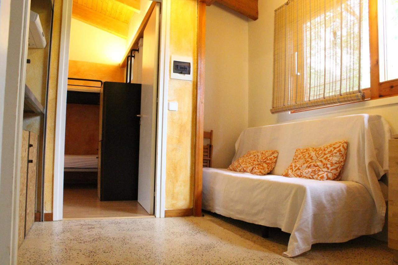 Mas Pages Hostel Sant Esteve De Guialbes Ngoại thất bức ảnh